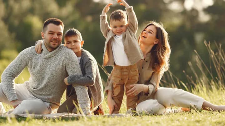 Budgeting for Families: Simple Ways to Save Money Every Month!