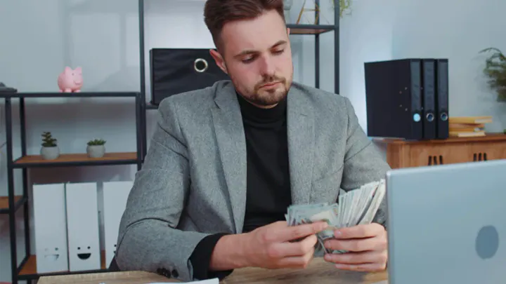 How the Debt Snowball Method Helps You Pay Off Debt Fast?
