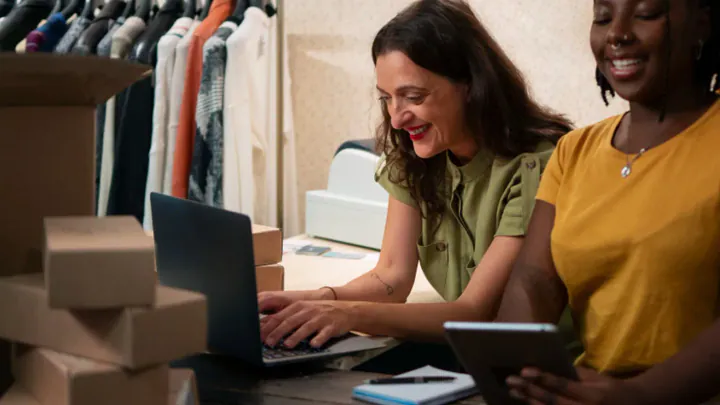 How to Build a Profitable Digital Fashion Store in 2025?