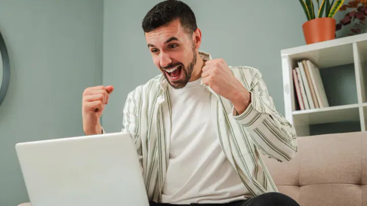 How to Get a Remote Job in 2025 ?