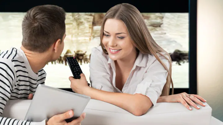 Long Distance Relationship Hacks That Work!