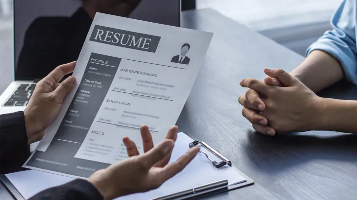 Ultimate Resume Writing Guide to Land Your Dream Job!